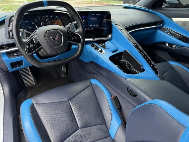 Used 2020 White Chevrolet Stingray image 8