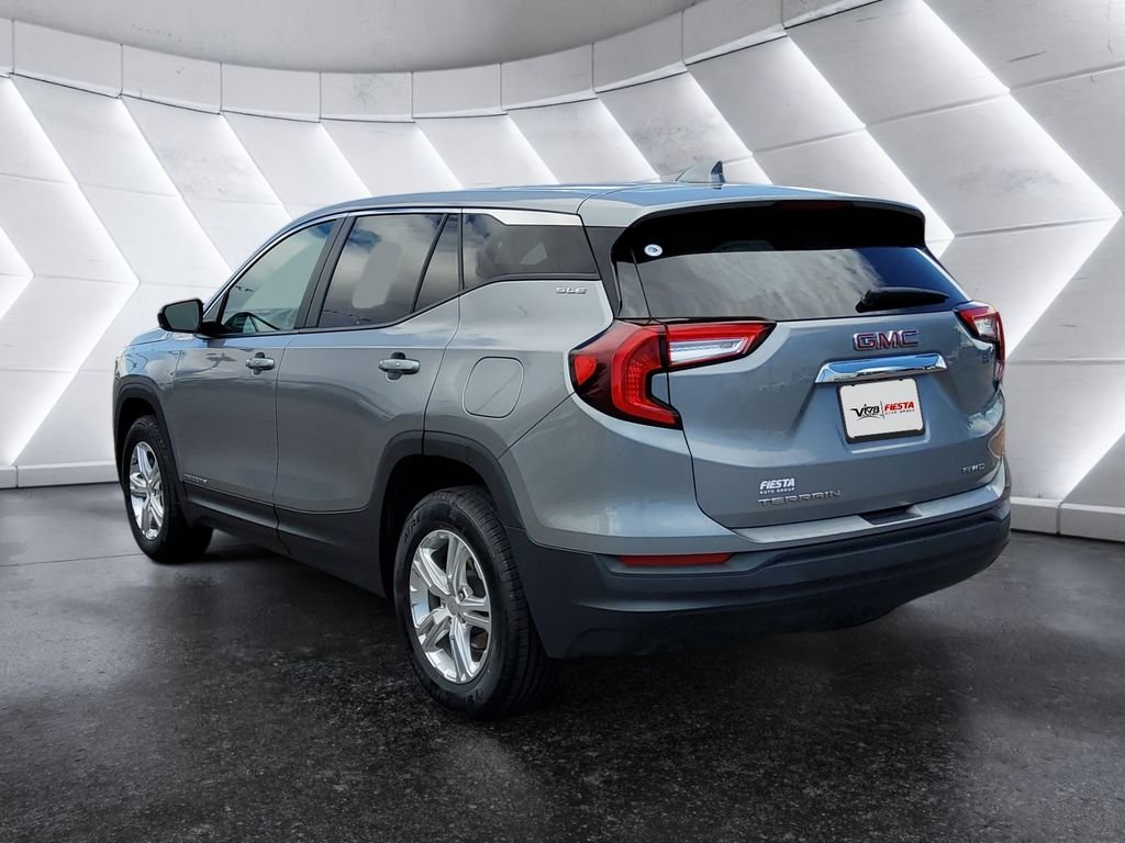 Used 2024 Silver GMC SLE image 6