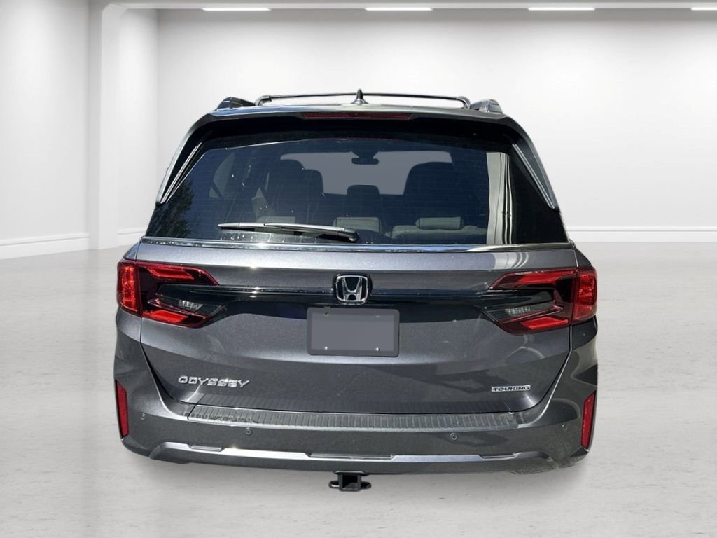 New 2026 Modern Steel Metallic Honda Touring image 4