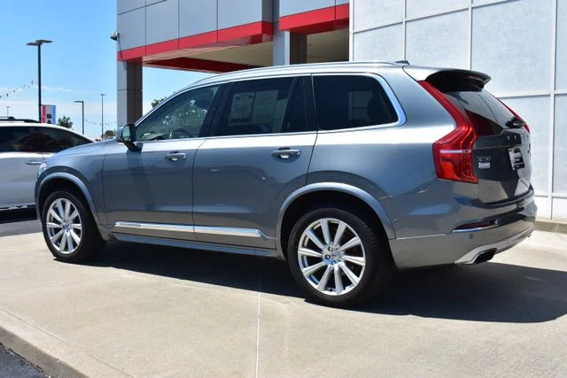 Used 2018 Gray Volvo T6 Inscription image 7