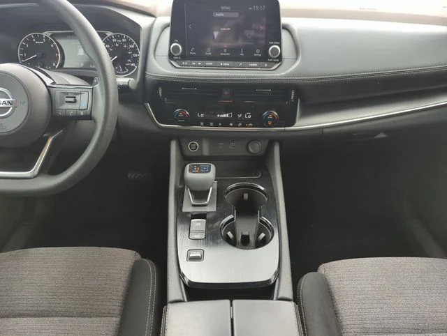 Used 2021 White Nissan SV image 26