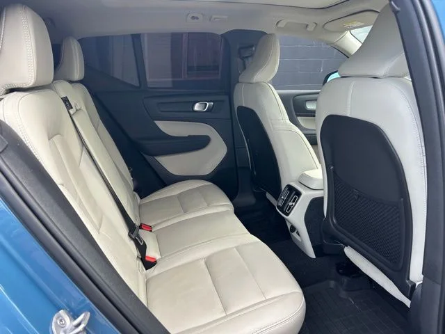 2024 Volvo XC40 Plus - Photo 21