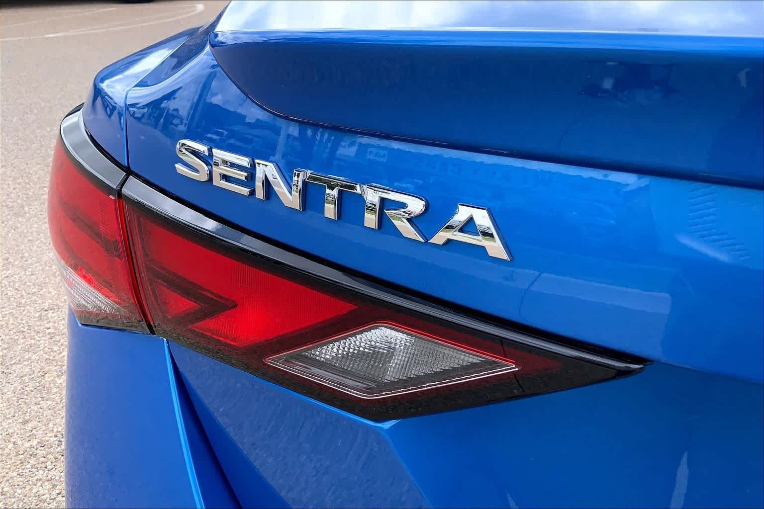 Used 2023 Electric Blue Metallic Nissan SR image 10