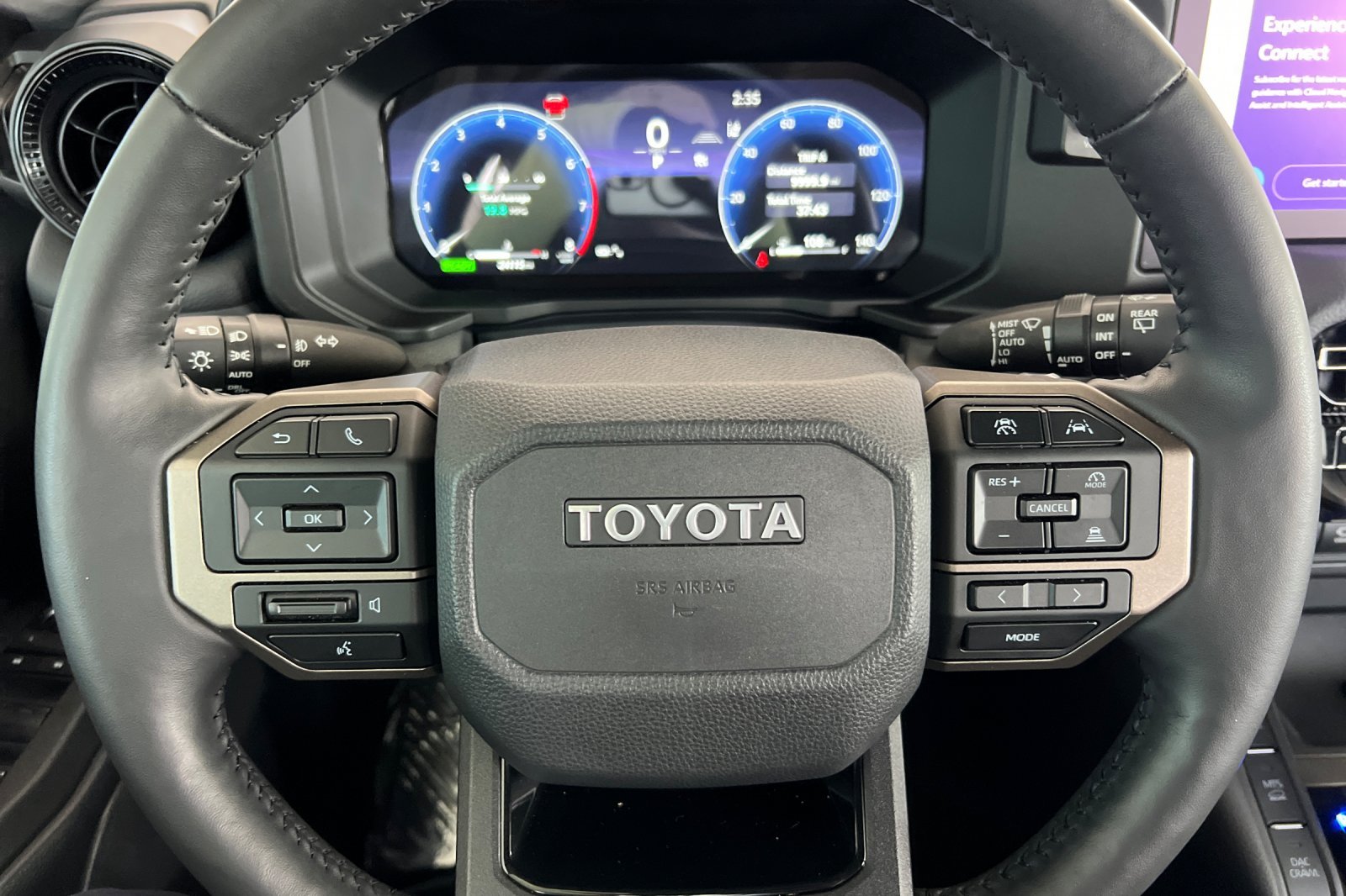 Used 2024 UNDERGROUND Toyota Base image 27