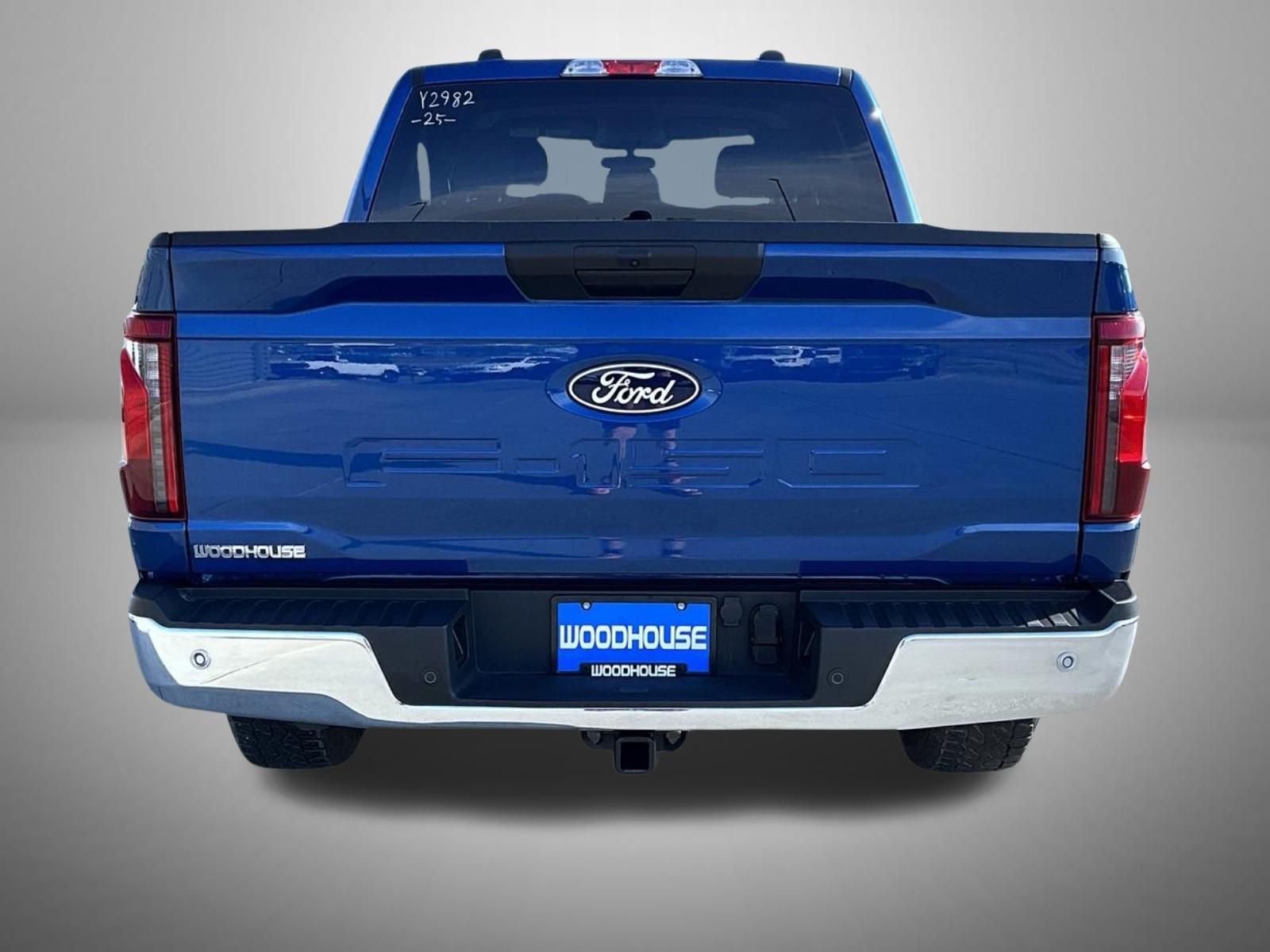 Used 2025 Blue Ford XLT image 6