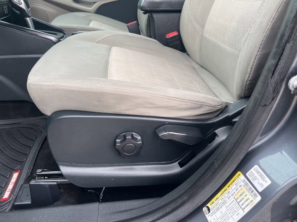 Used 2020  Ford S image 19