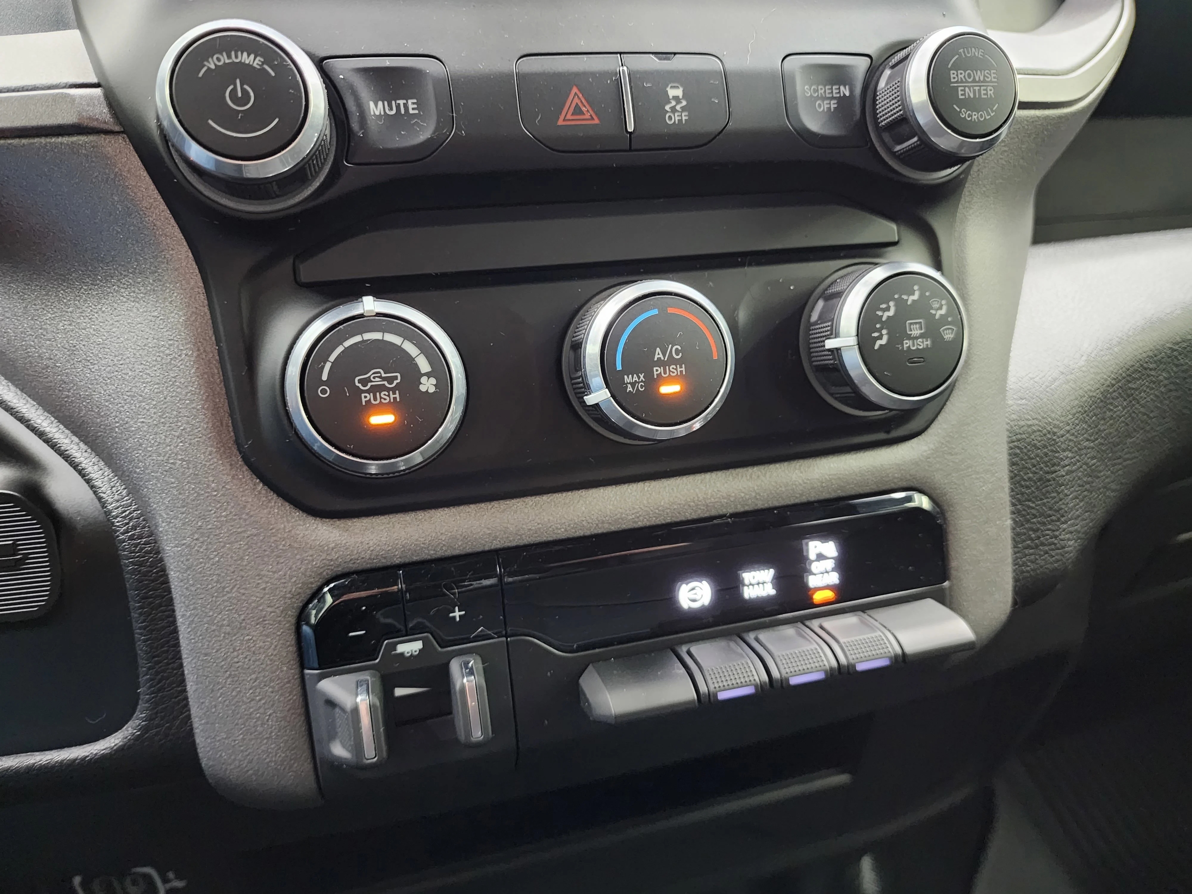 2023 RAM Ram 2500 Pickup Tradesman - Photo 41