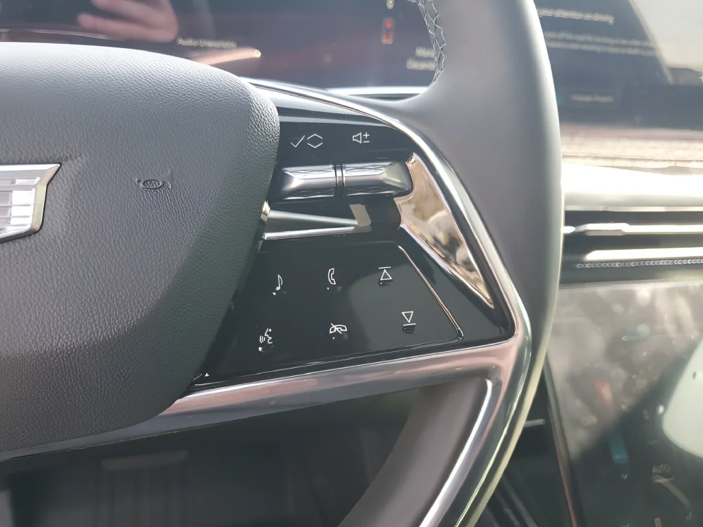 2026 Cadillac Escalade IQL Luxury - Photo 40