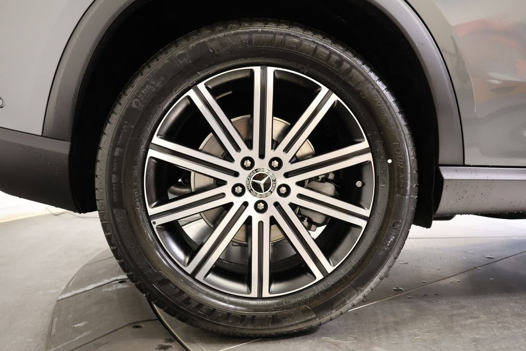Used 2026 Selenite Grey Metallic Mercedes-Benz GLE 350 image 13