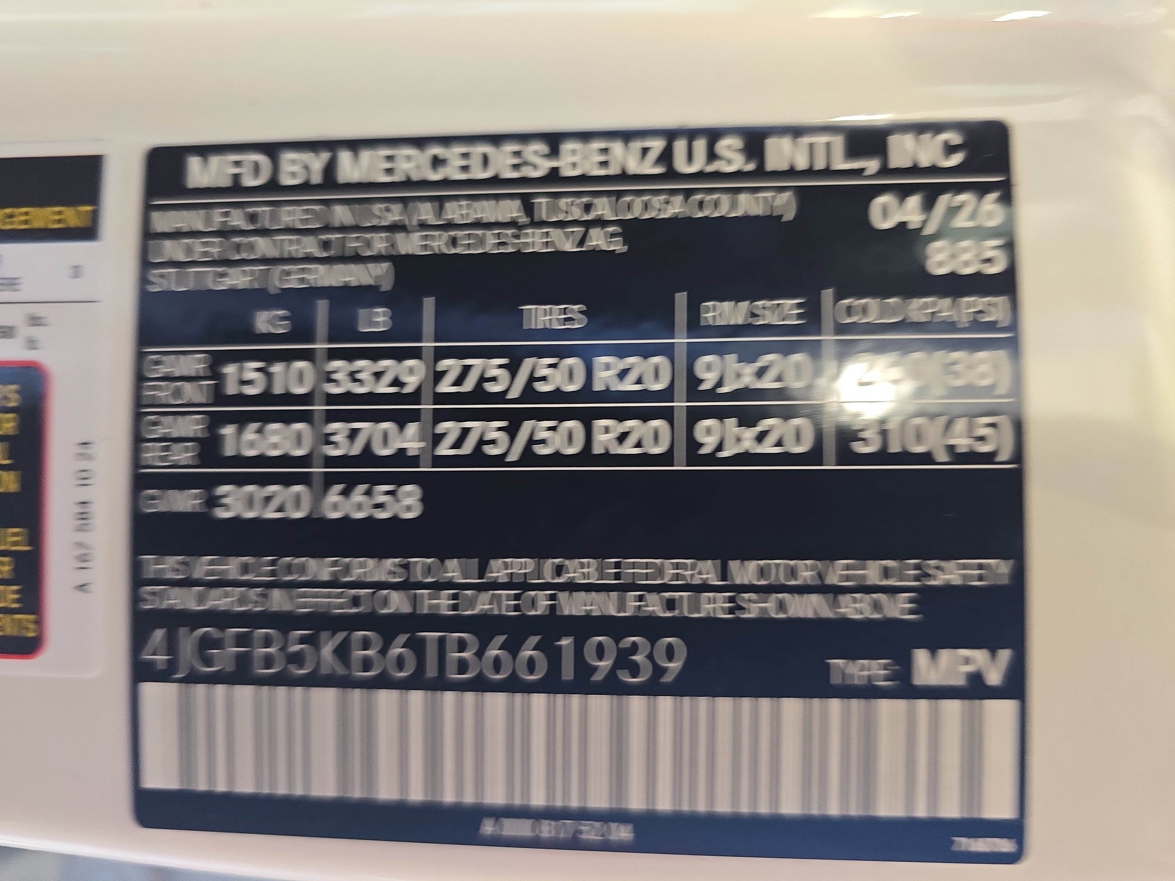 New 2026 MANUFAKTUR Moonlight White Metallic Mercedes-Benz GLE450 image 38