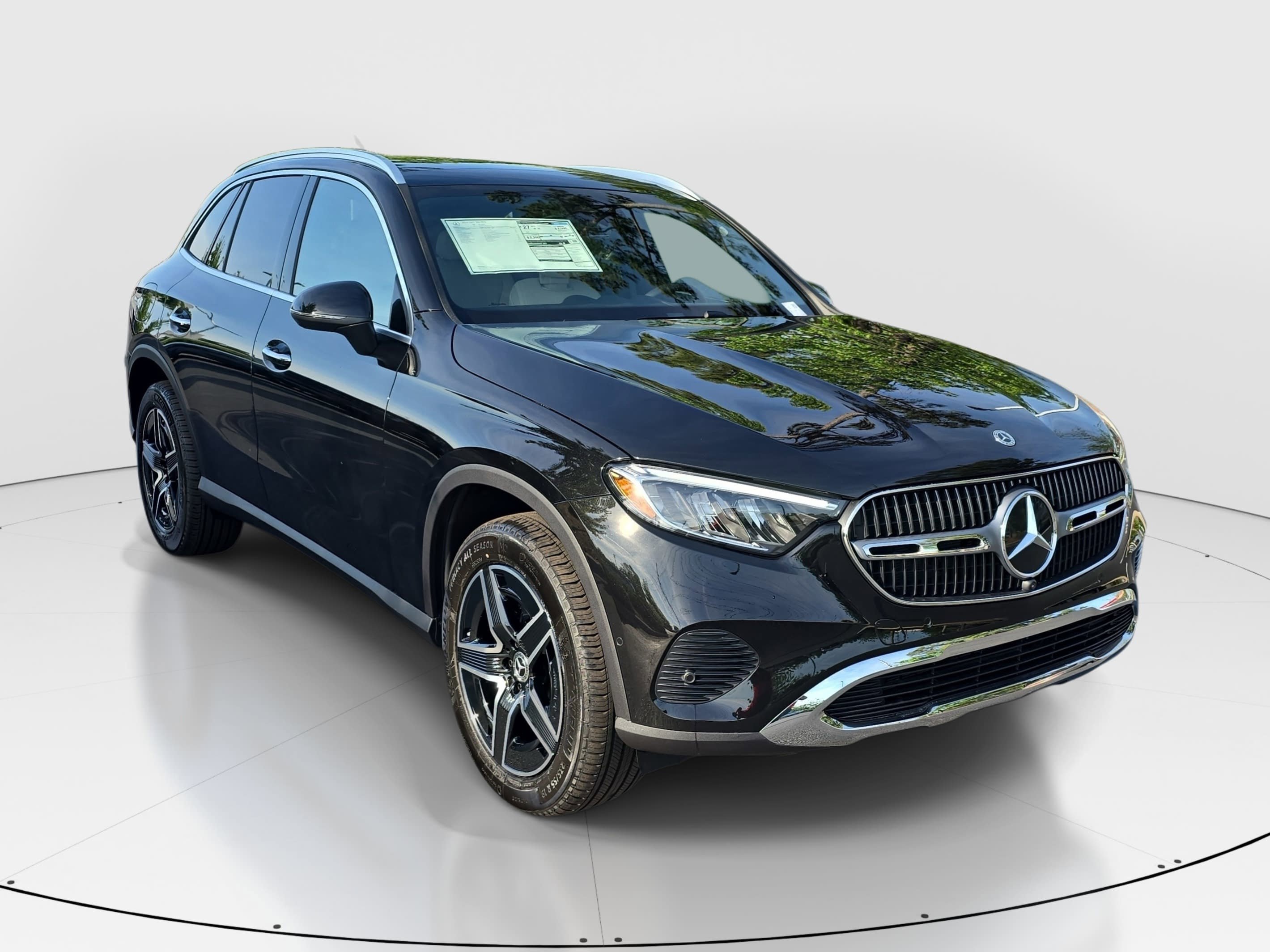New 2026 Obsidian Black Metallic Mercedes-Benz GLC300 image 3