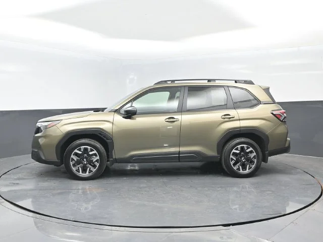 Certified Used 2025 Autumn Green Metallic Subaru Premium image 4