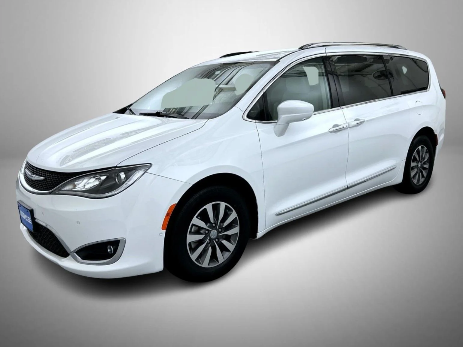 2020 Chrysler Pacifica Touring L Plus's photo