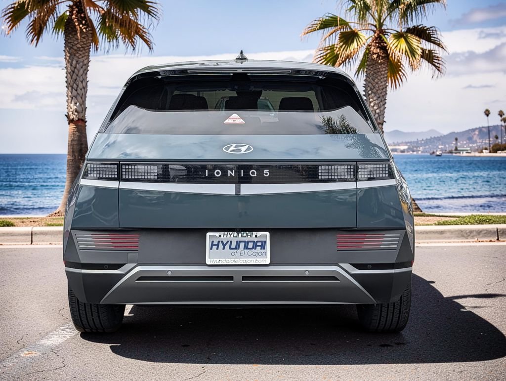 2024 Hyundai IONIQ 5 SE - Photo 6