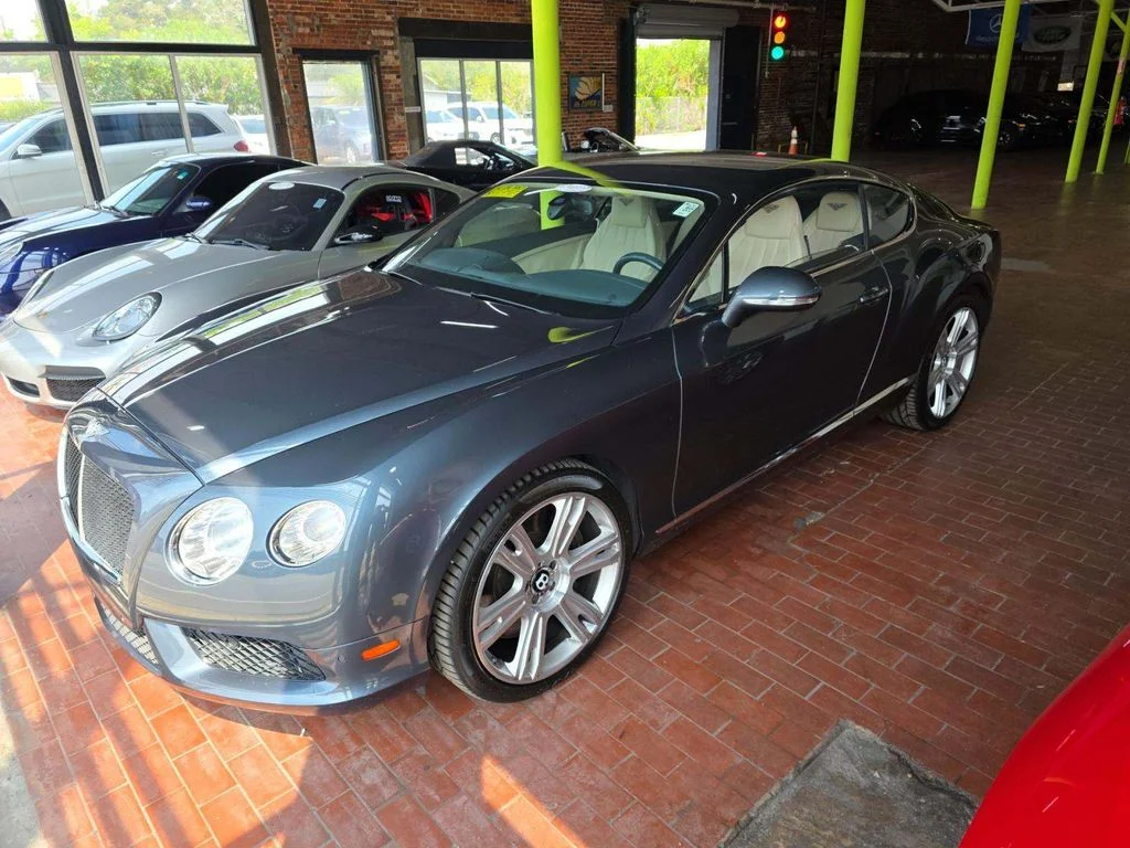 Used 2013 Blue Bentley V8 image 1