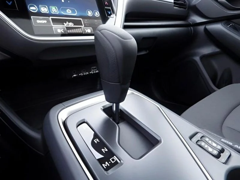 Used 2025 Ice Silver Metallic Subaru Premium image 11