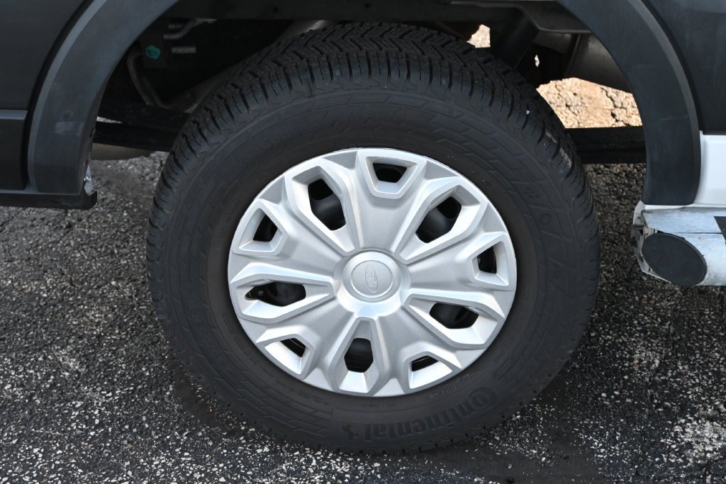 Used 2025 Oxford White Ford Base image 14