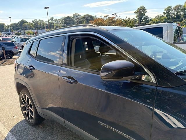 Used 2018 Blue Jeep Limited image 6
