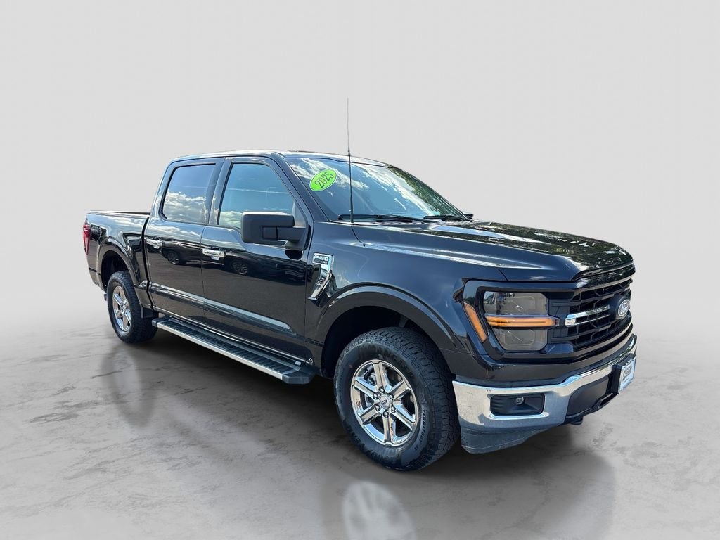 Used 2025 Black Ford XLT image 7