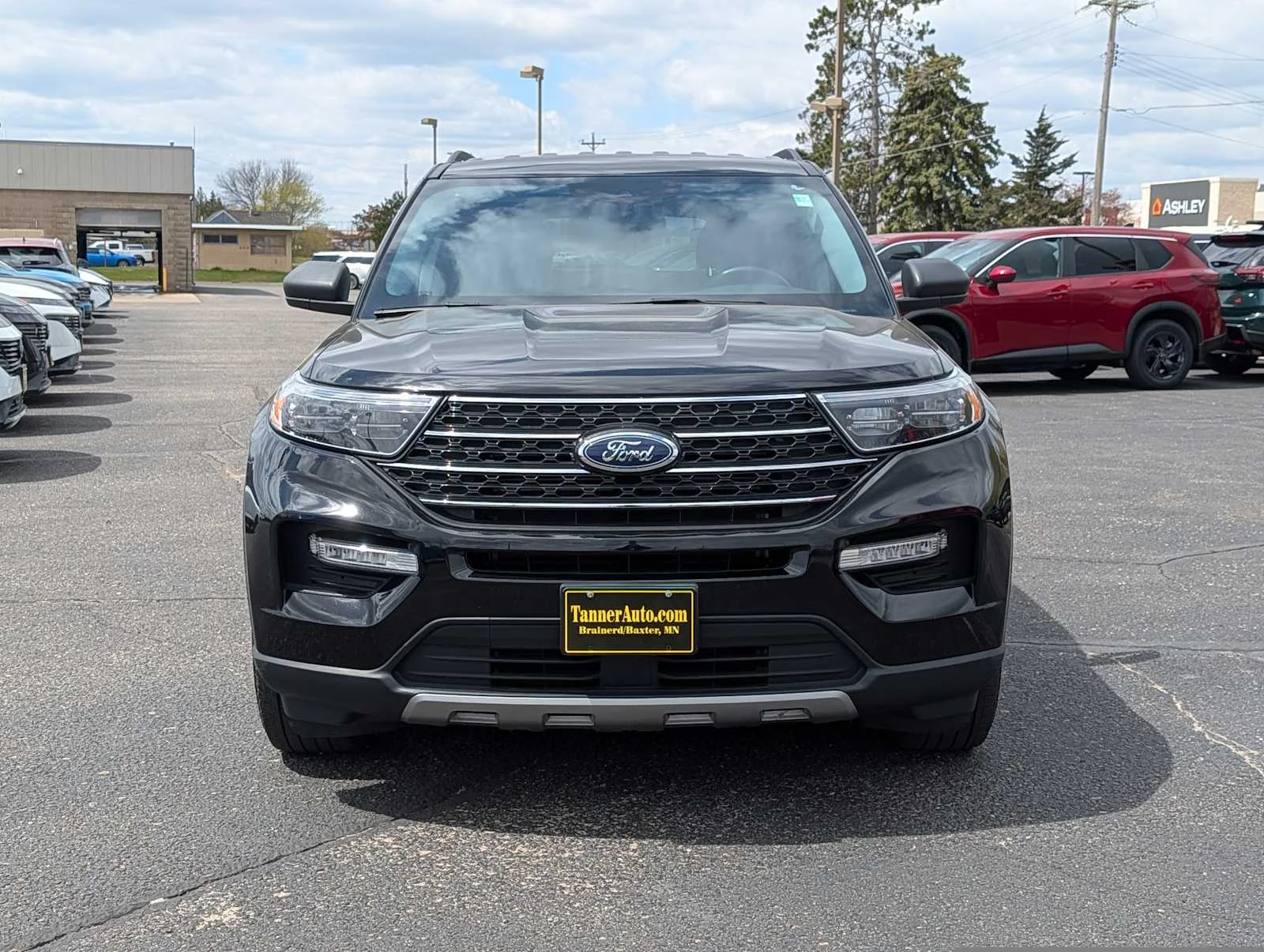 Used 2023 Ford Explorer XLT with VIN 1FMSK8DH2PGB30148 for sale in Brainerd, Minnesota