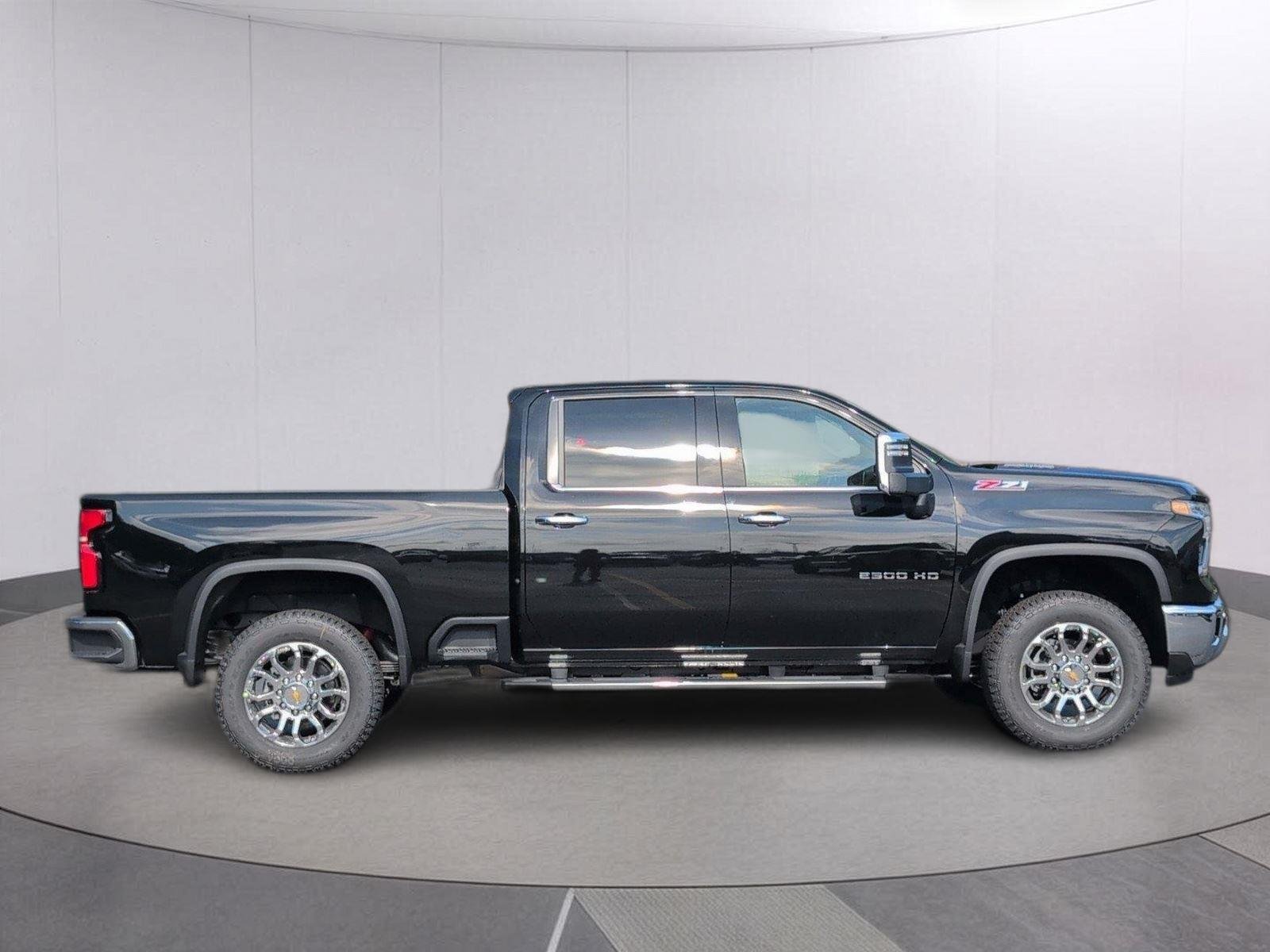 2026 Chevrolet Silverado 2500 HD LTZ - Photo 7