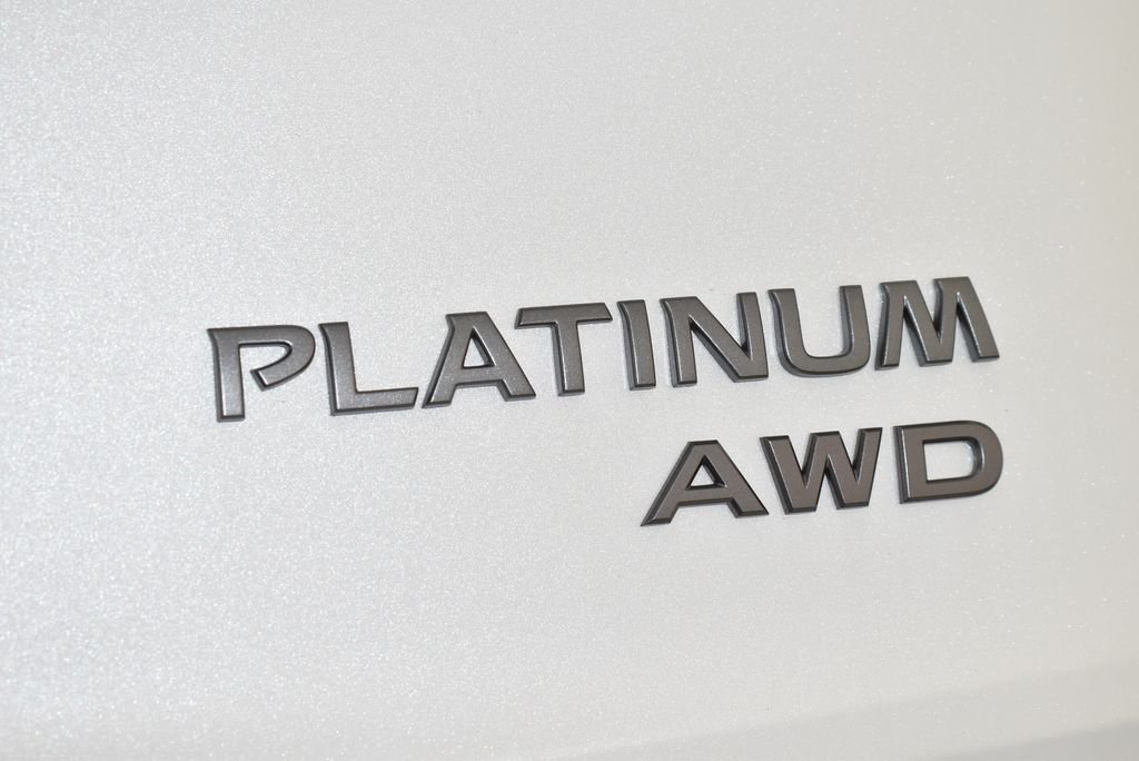 New 2026 Everest White Pearl TriCoat Nissan Platinum image 9