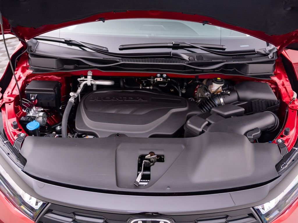 New 2026 Radiant Red Metallic II Honda Sport-L image 28