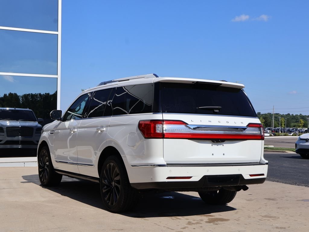 Used 2020 White Lincoln Reserve image 5