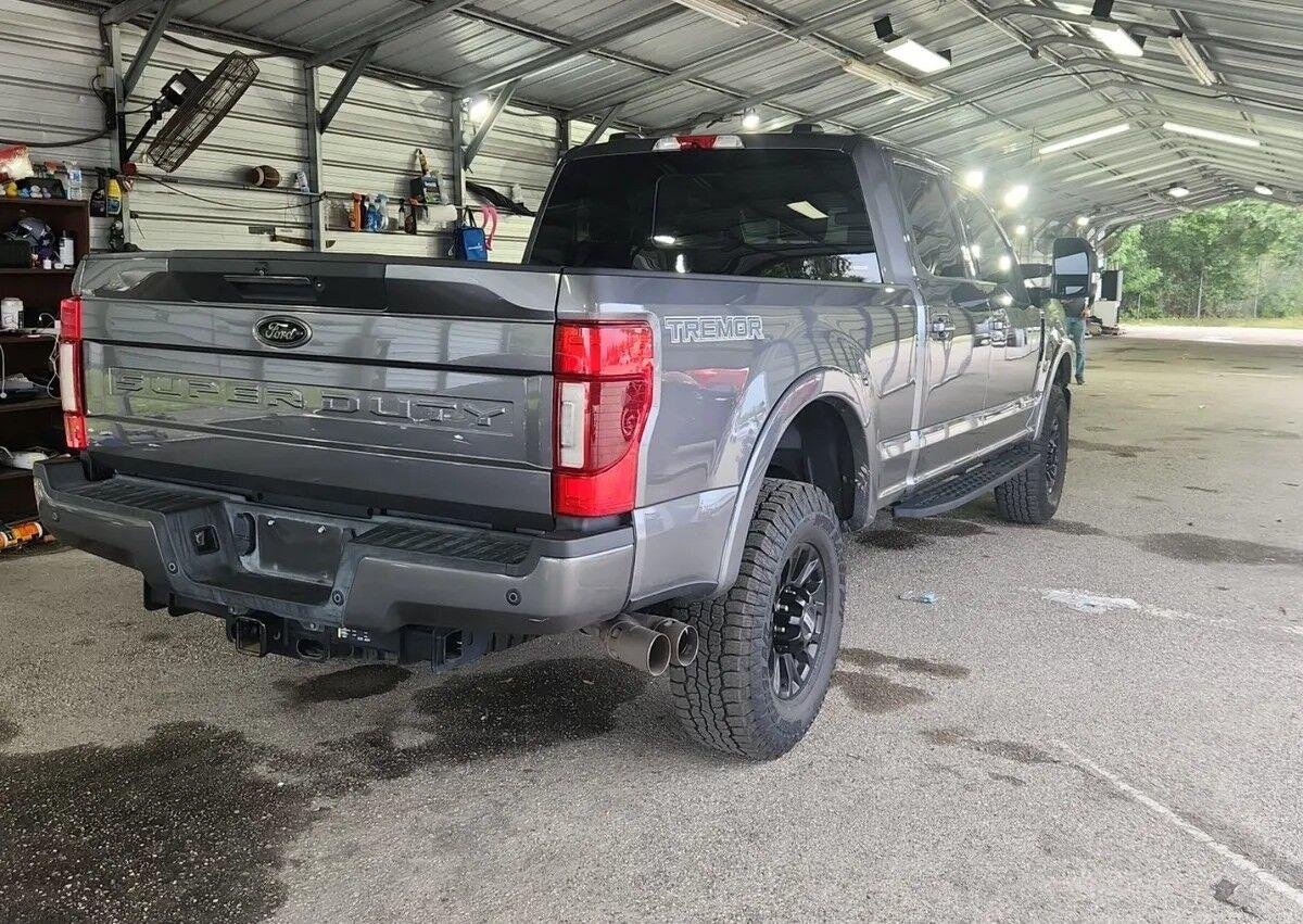 Used 2021 Carbonized Gray Ford LARIAT image 4