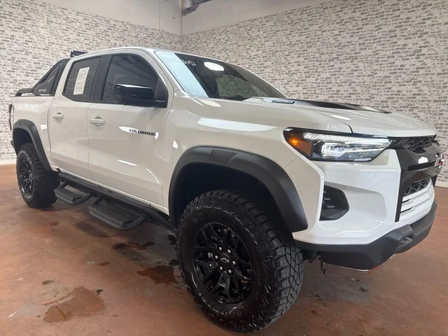 2025 Chevrolet Colorado ZR2