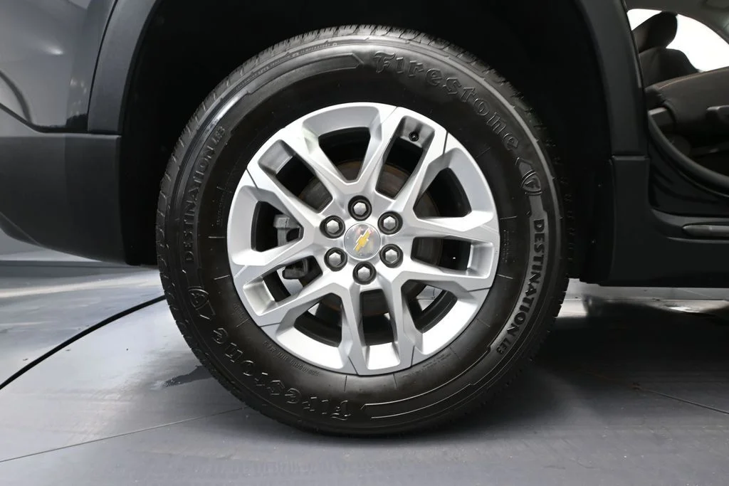 Used 2021 Black Chevrolet LT image 16