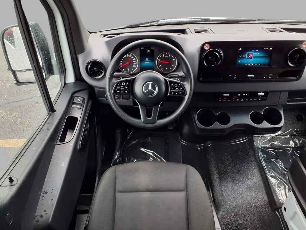 Used 2024 White Mercedes-Benz Passenger 144 WB image 4