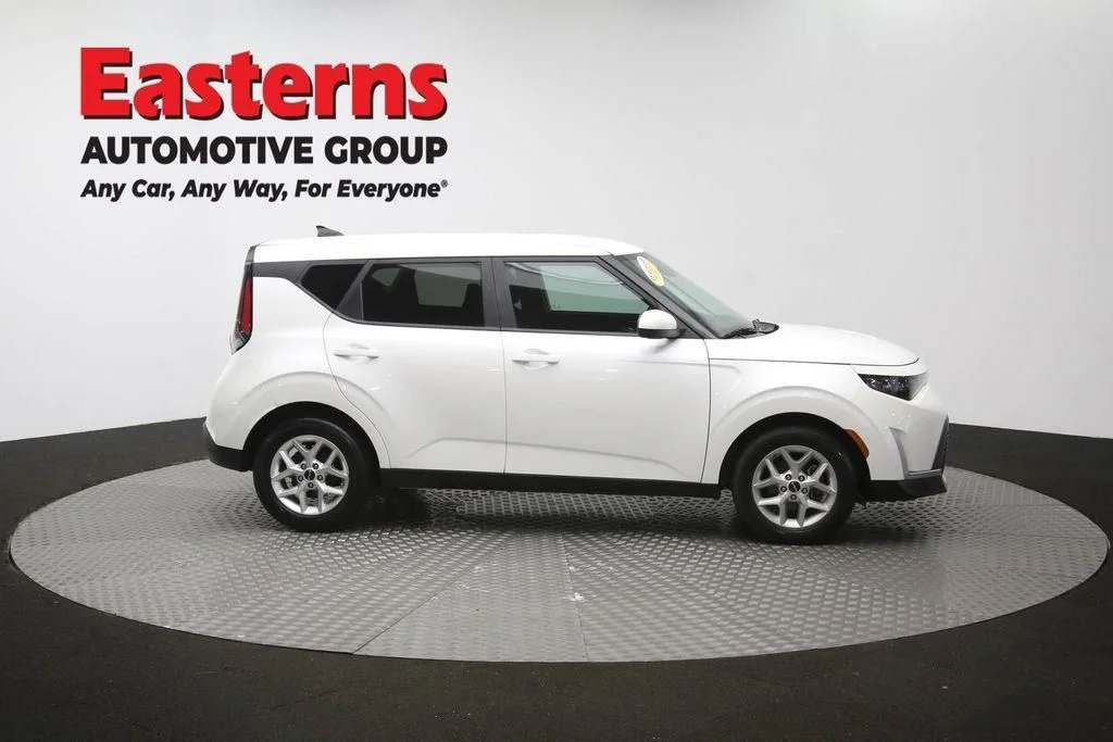 Used 2023 White Kia LX image 48