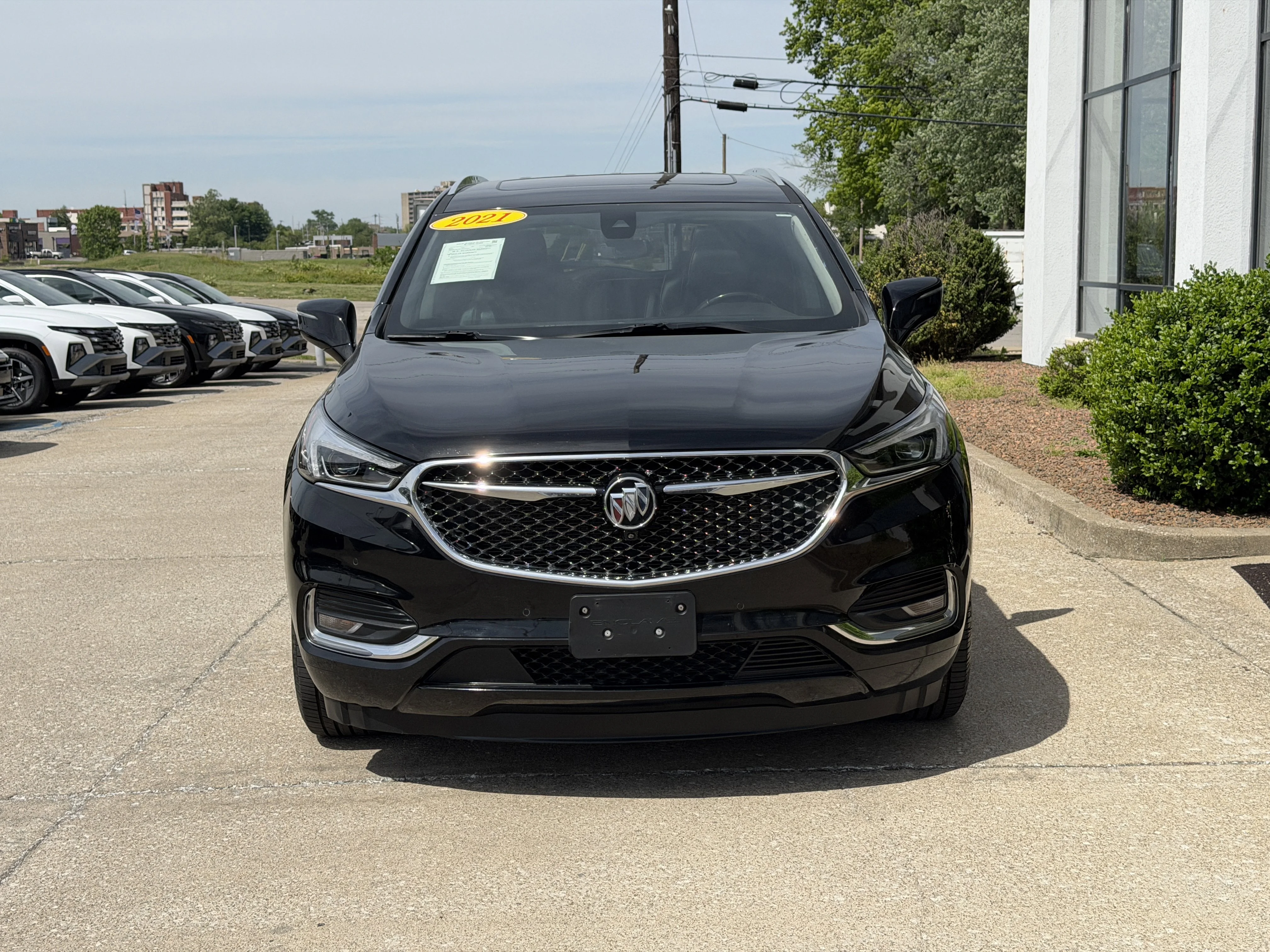 Used 2021 Ebony Twilight Metallic Buick Avenir image 18