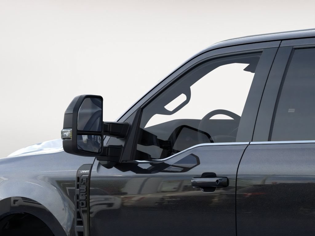 Used 2026 Agate Black Metallic Ford LARIAT image 24
