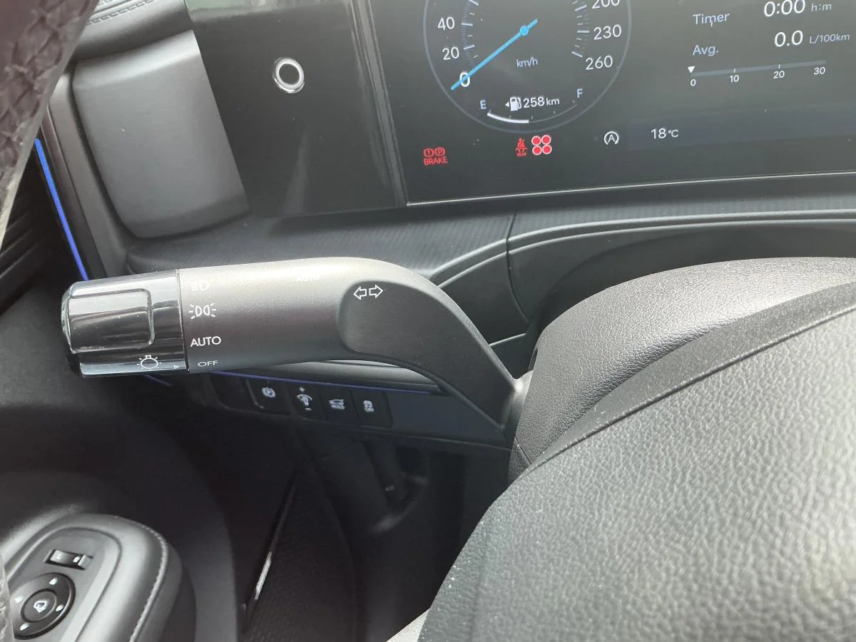 Used 2024 Black Hyundai Ultimate Calligraphy image 18