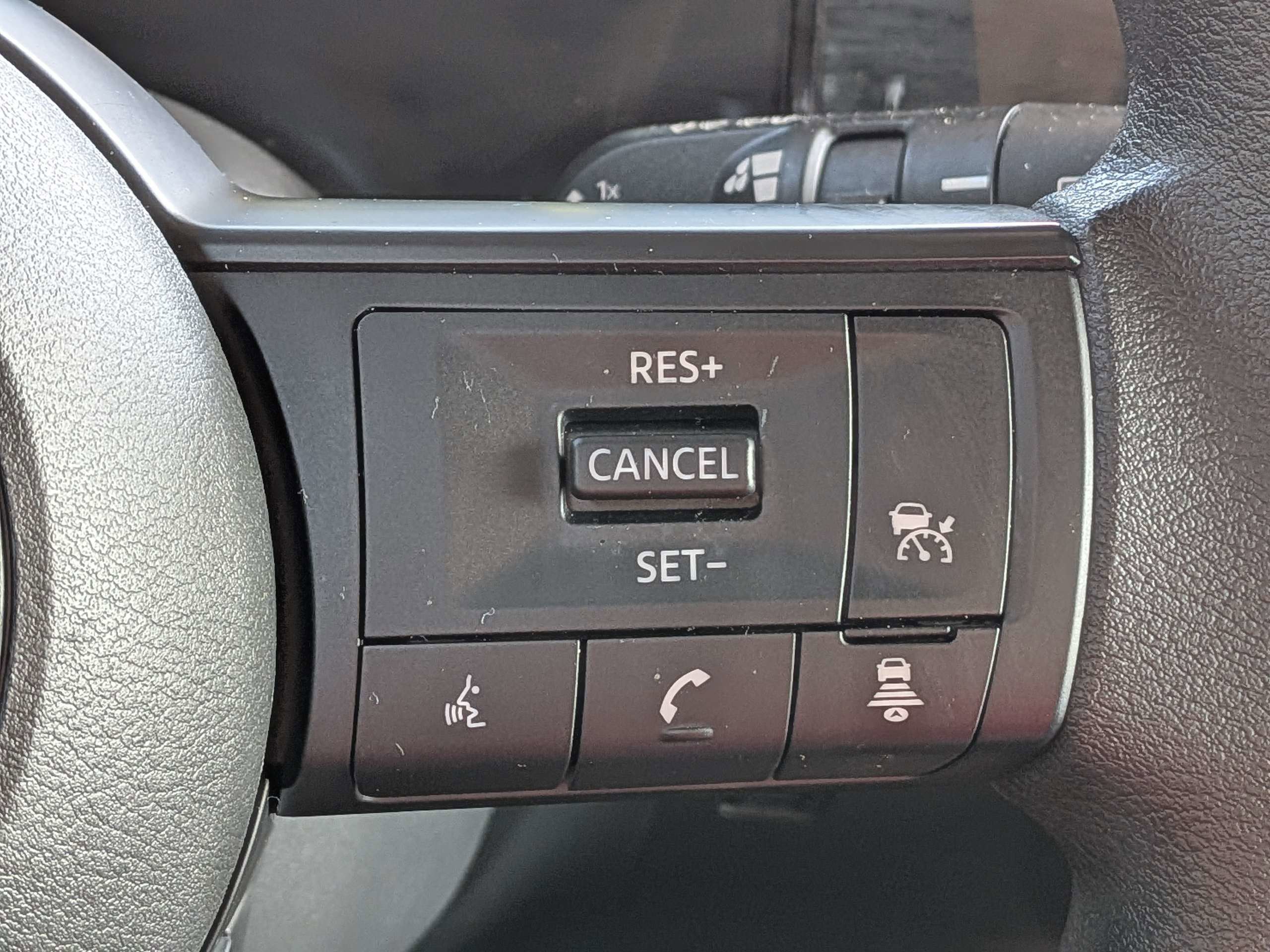 Used 2025 Gray Nissan SV image 23