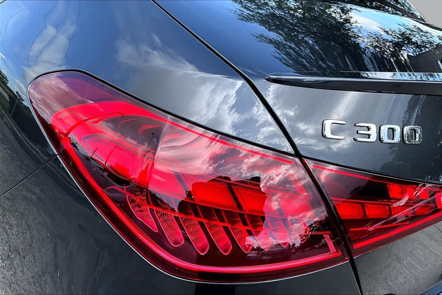 Used 2024 Graphite Grey Metallic Mercedes-Benz C 300 image 29