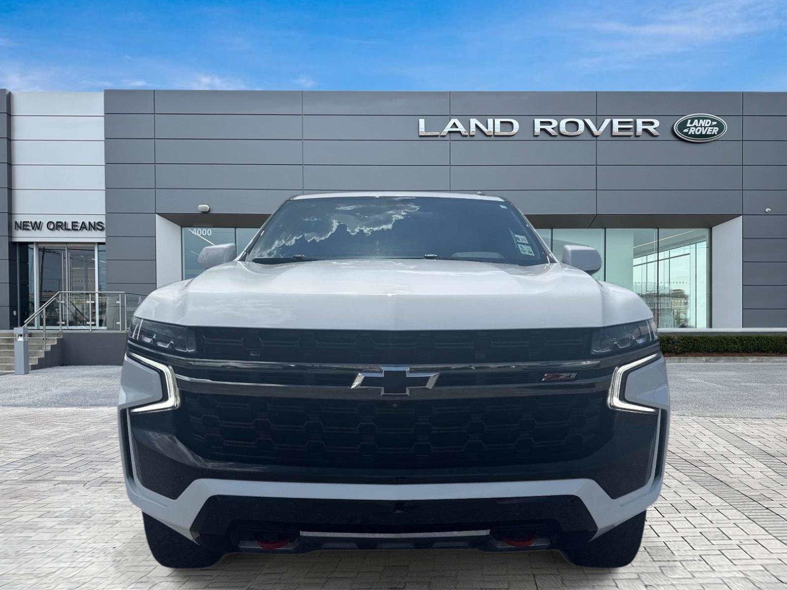 Used 2022 White Chevrolet Z71 image 4