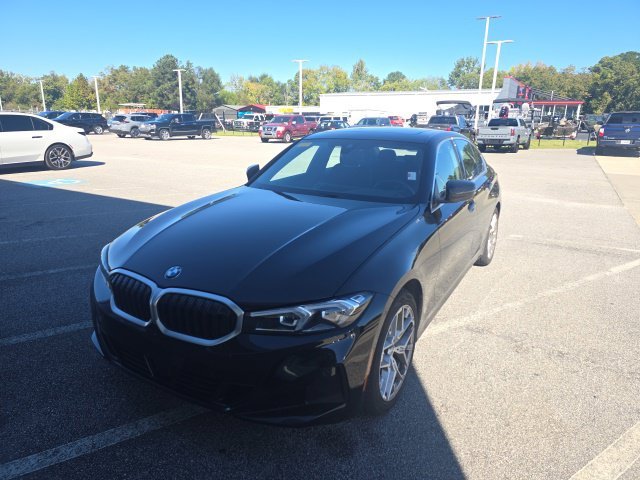 Used 2025 Black BMW 330i image 5