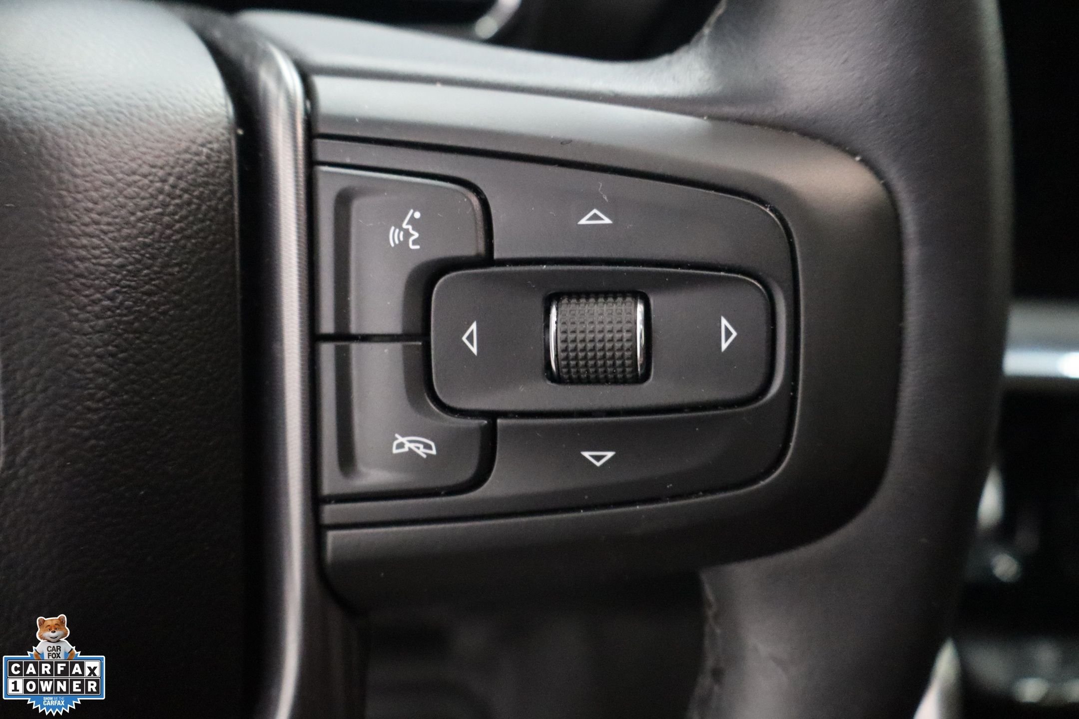 Used 2024 Onyx Black GMC Denali Ultimate image 13