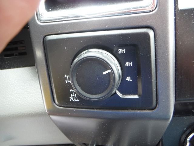 Used 2015  Ford XLT image 23