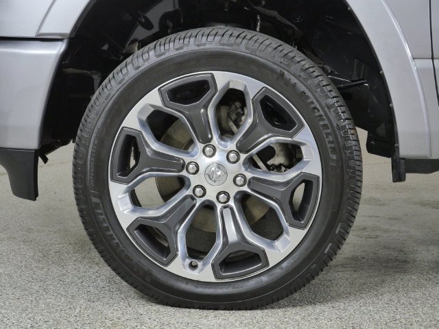 Used 2022 Billet Silver Metallic Clearcoat Ram Limited image 18
