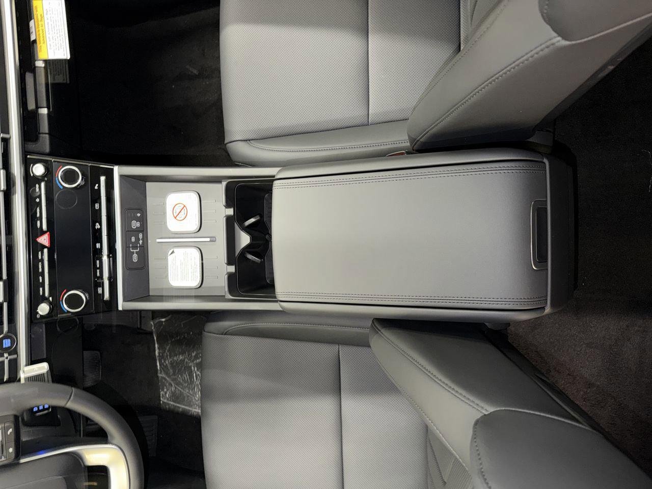 New 2026 Shimmering Silver Hyundai SEL image 22