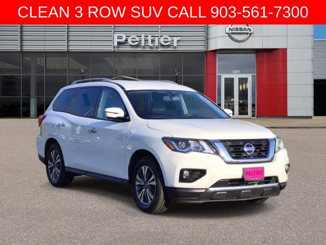 2017 Nissan Pathfinder SL