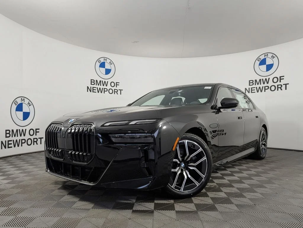 2026 BMW 7 Series 740i xDrive Sedan's photo