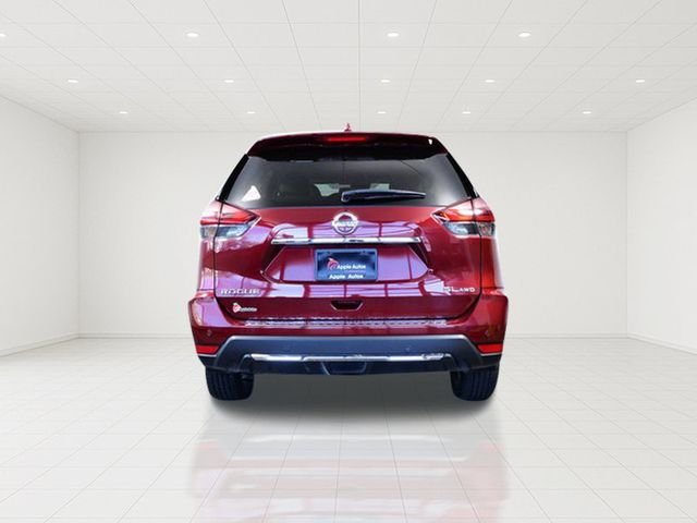 Certified Used 2020 Red Nissan SL image 5