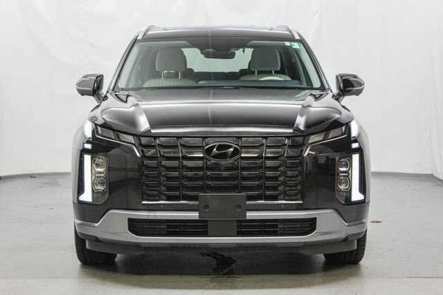Used 2024 Black Hyundai Limited image 3