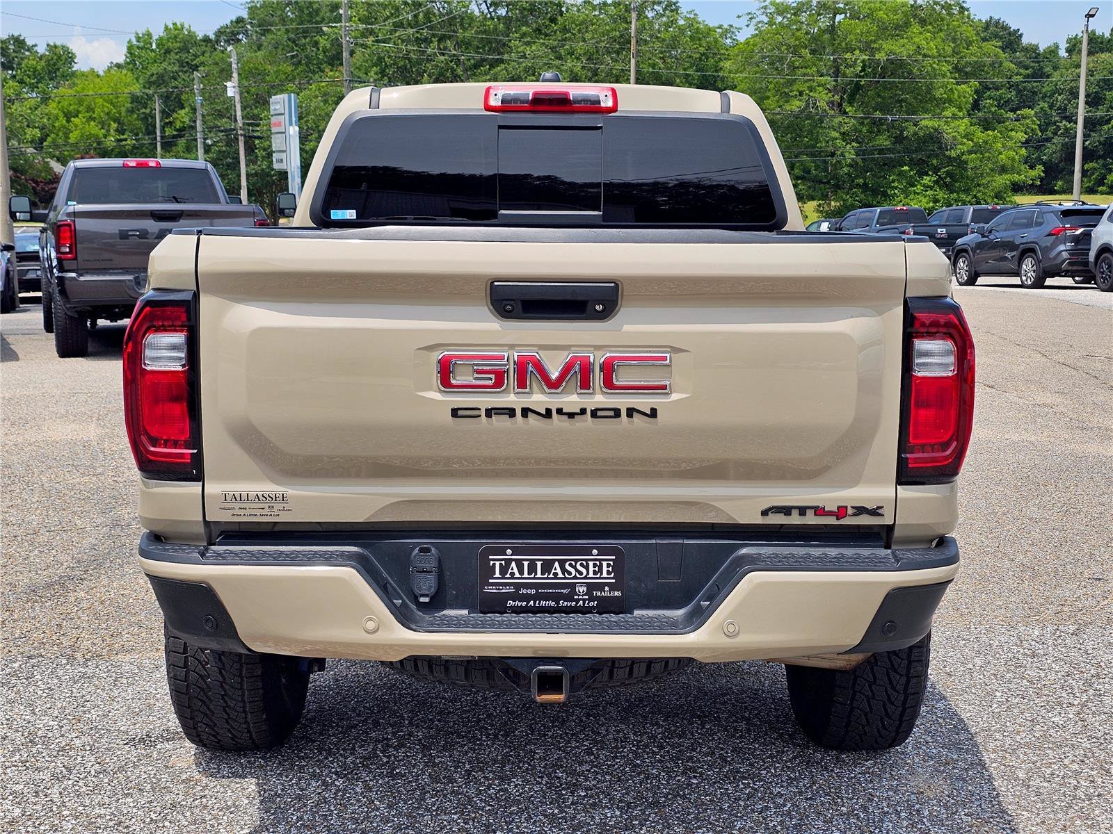 2023 GMC Canyon AT4X - Photo 11