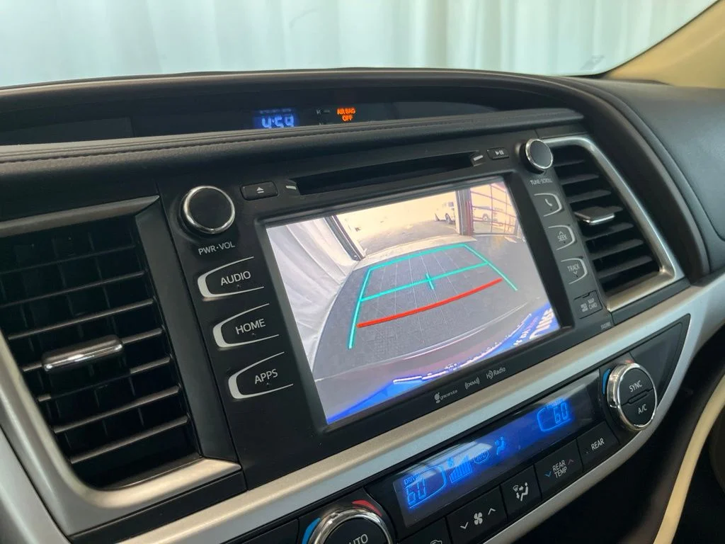 Used 2019 Red Toyota XLE image 13